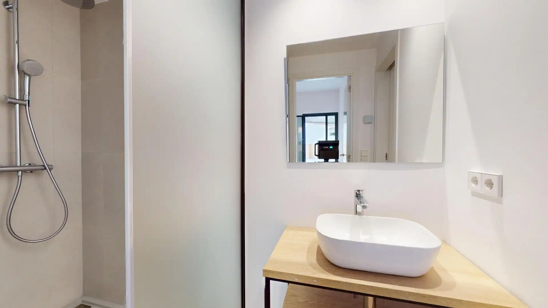 Flat for rent in Avenida ALEMANYA, Plaça dels Patins