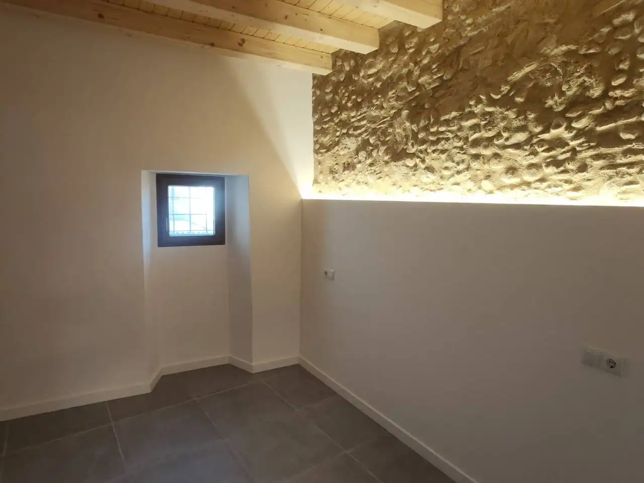 Houses for rent in Navata