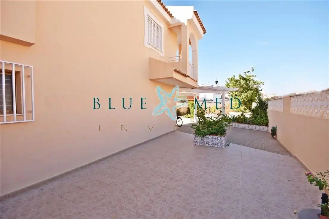 Vista exterior de Dúplex en venta en Mazarrón con Jardín privado, Terraza y Amueblado