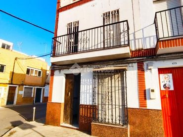 House for sale in Coria del Río