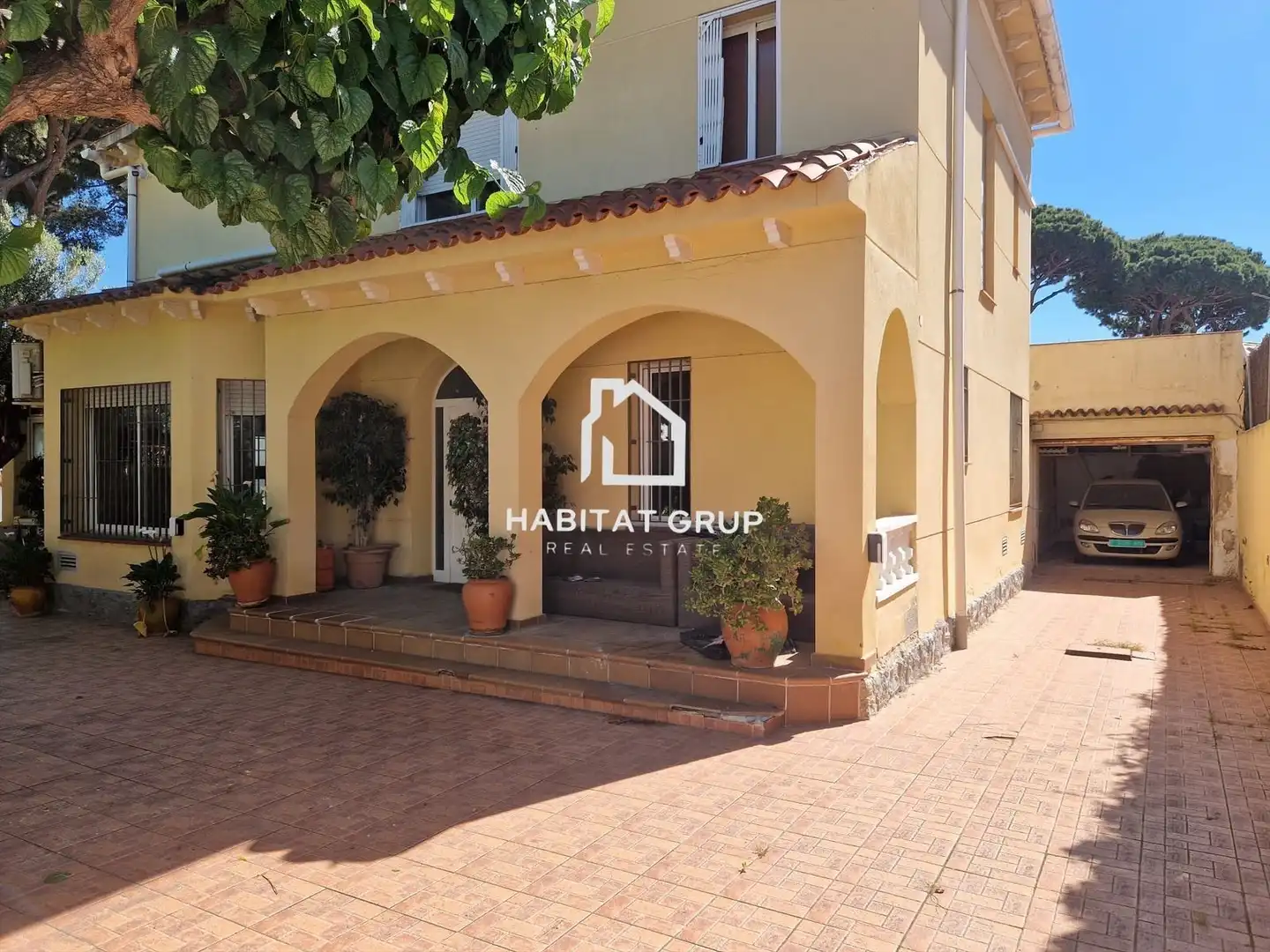Exterior view of Houses for sale in Castelldefels  with Air Conditioner, Heating and Private garden