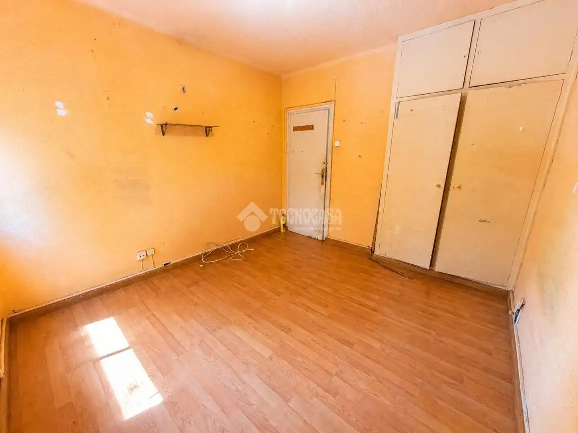 Flat for sale in Madrid  with Terrace