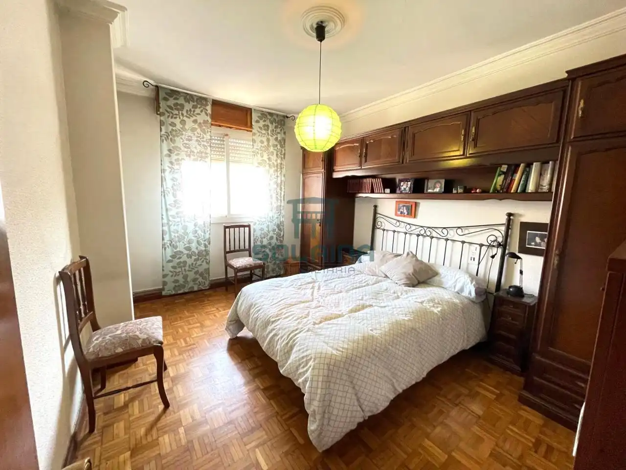 Habitación de Piso en venta en Ourense Capital  con Calefacción y Balcón