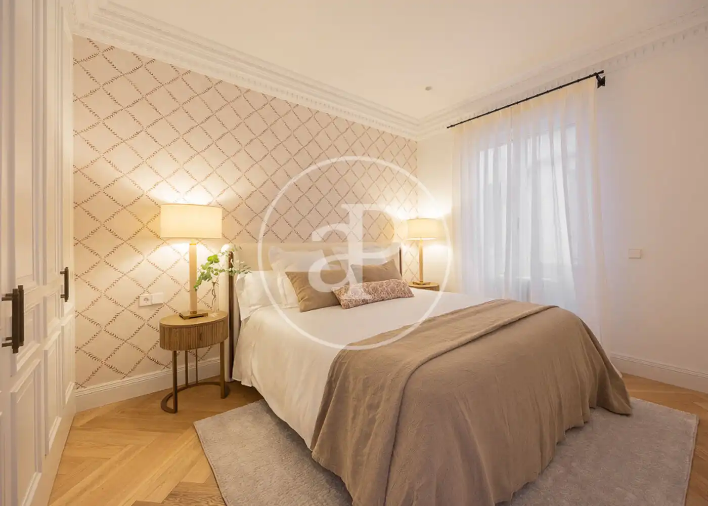 Bedroom of Flat for sale in Madrid  with Air Conditioner, Heating and Furnished