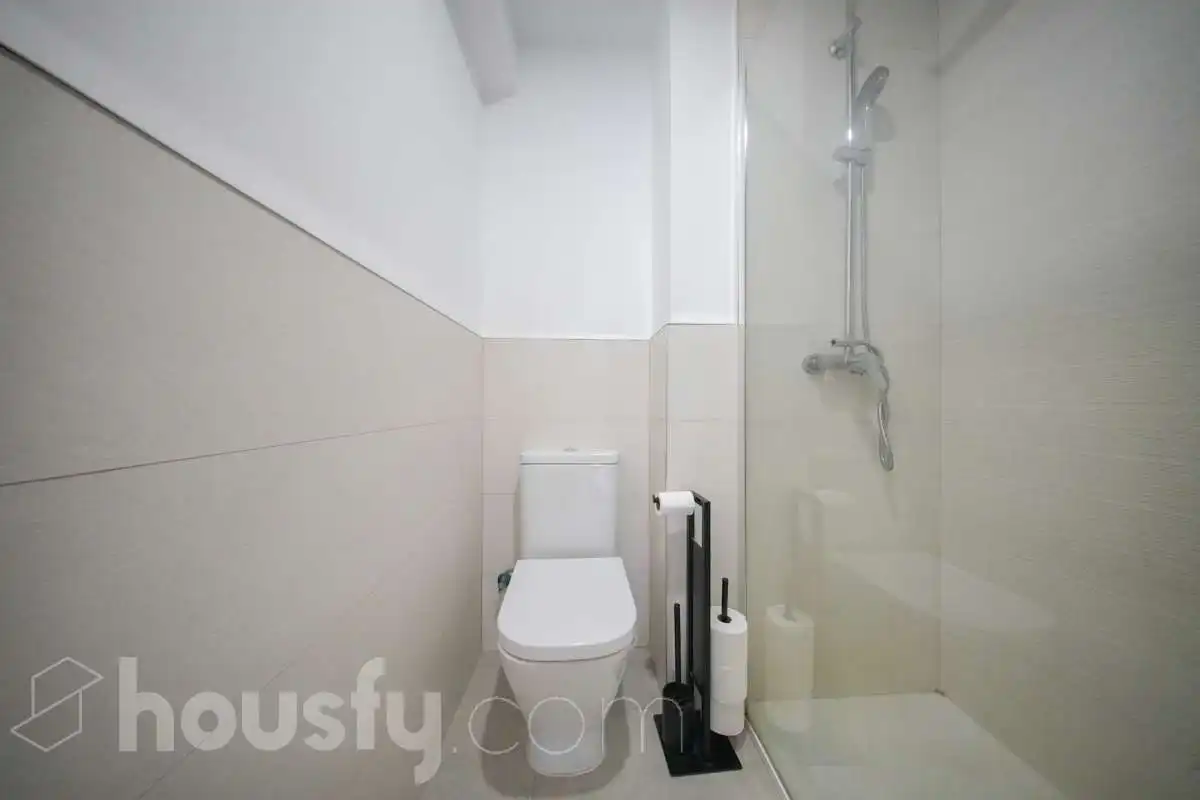 Baño de Piso en venta en Madrid con Aire acondicionado, Calefacción y Parquet