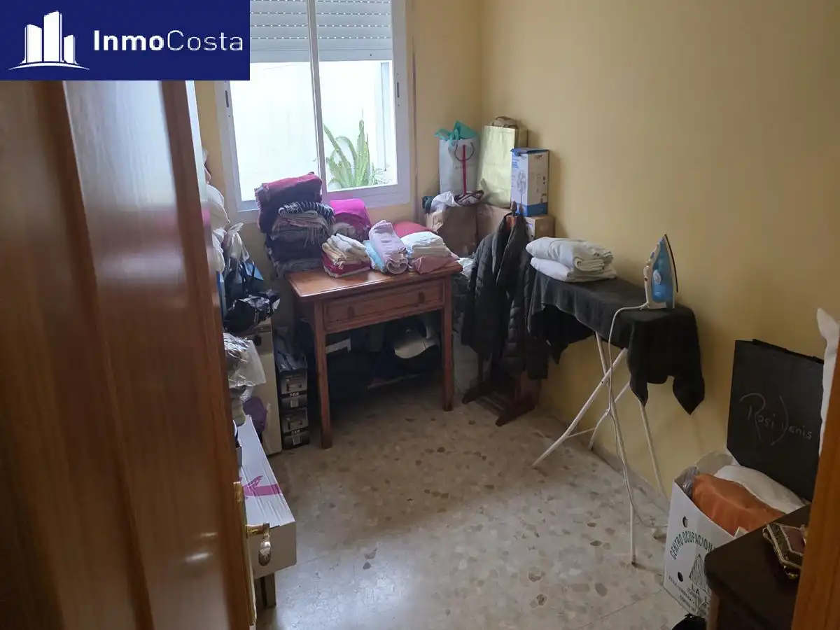 Bedroom of Flat for sale in La Línea de la Concepción