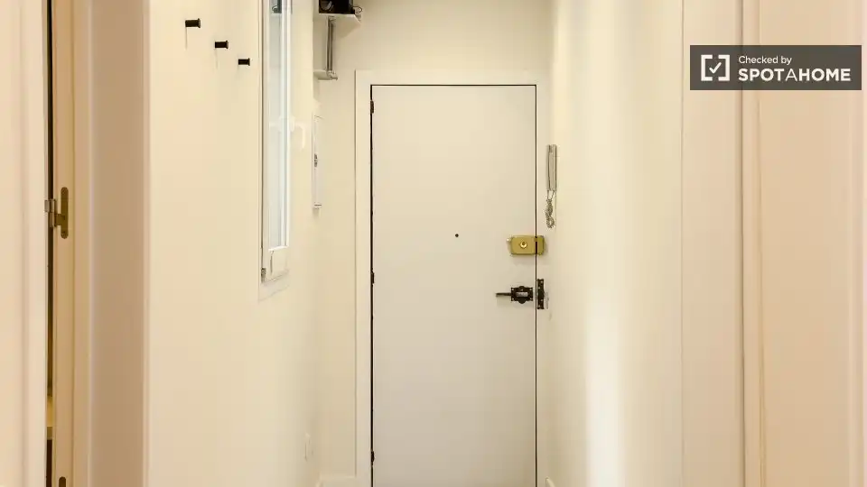 Flat for rent in El Raval