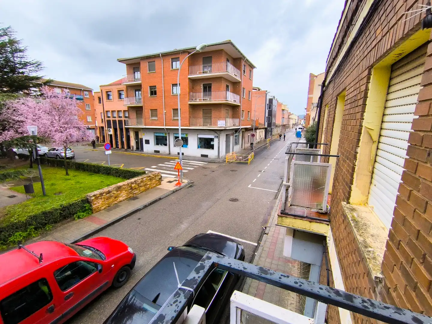 Vista exterior de Edifici en venda en Venta de Baños