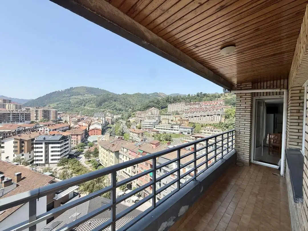 Terraza de Piso en venta en Elgoibar con Calefacción, Terraza y Amueblado
