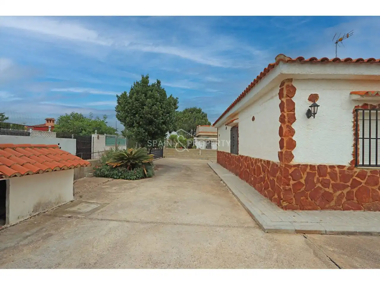 Villa avec piscine à vendre à Montroi / Montroy, imagen 13