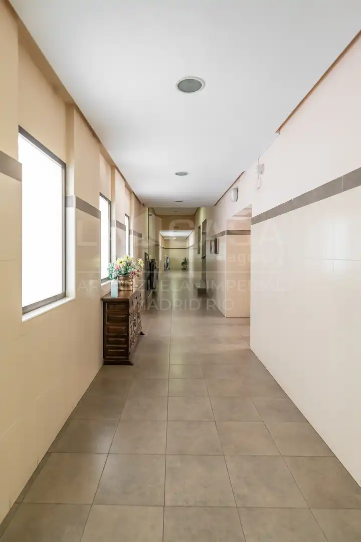 Piso en venta en Madrid con Calefacción y Trastero