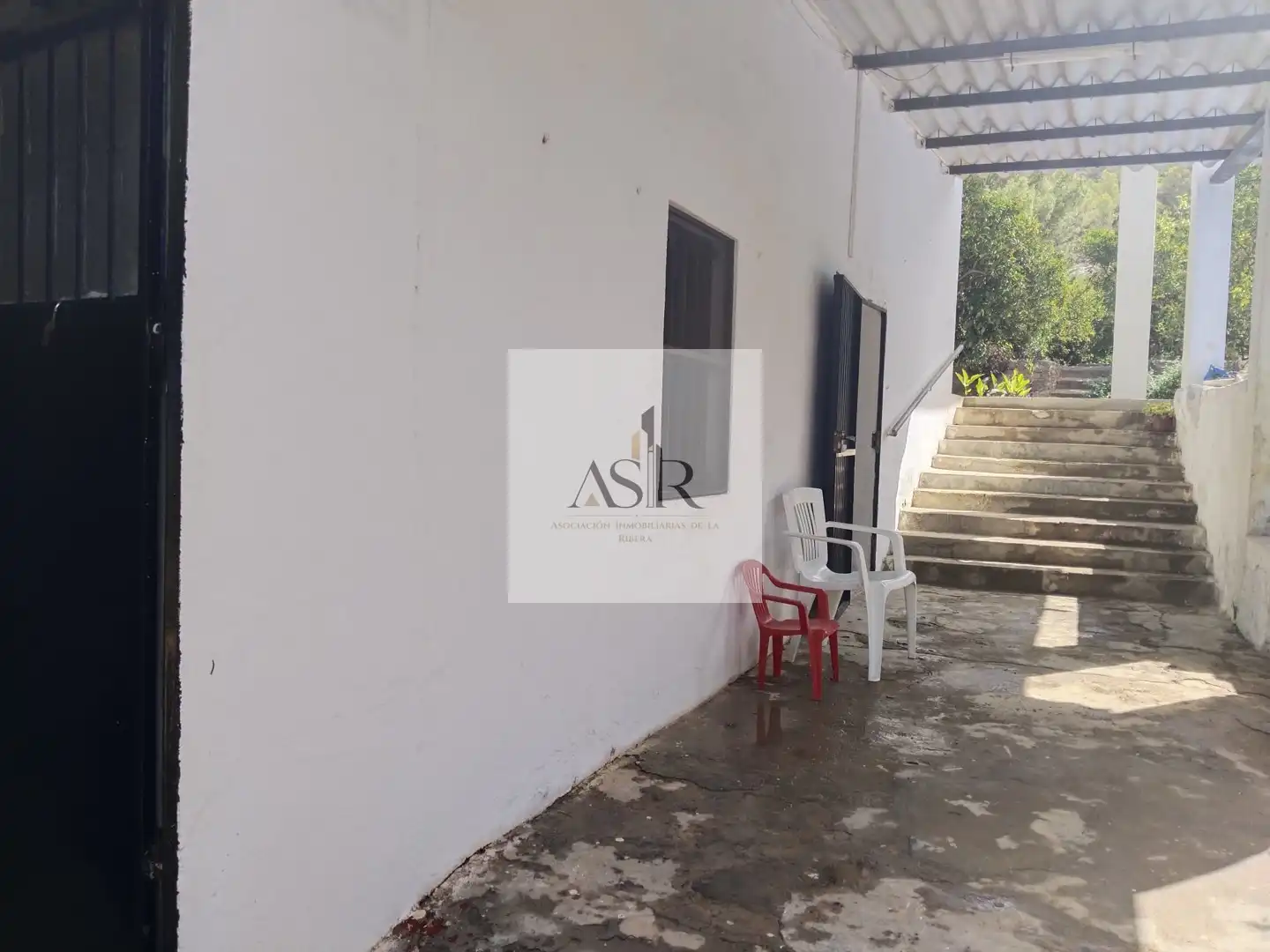 Exterior view of Houses for sale in Alzira  with Terrace, Storage room and Swimming Pool