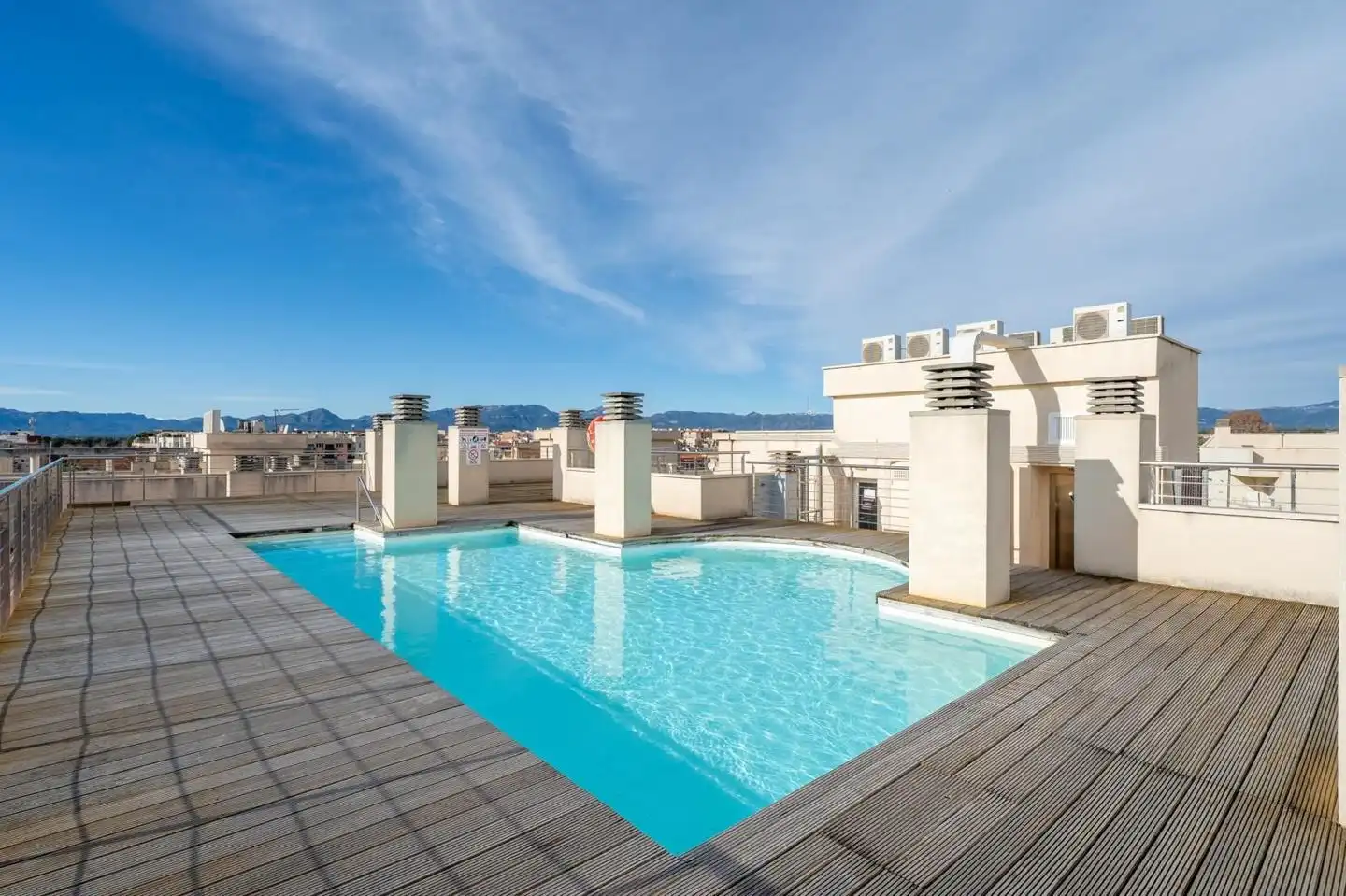 Piscina de Piso en venta en Cambrils con Terraza, Amueblado y Piscina comunitaria