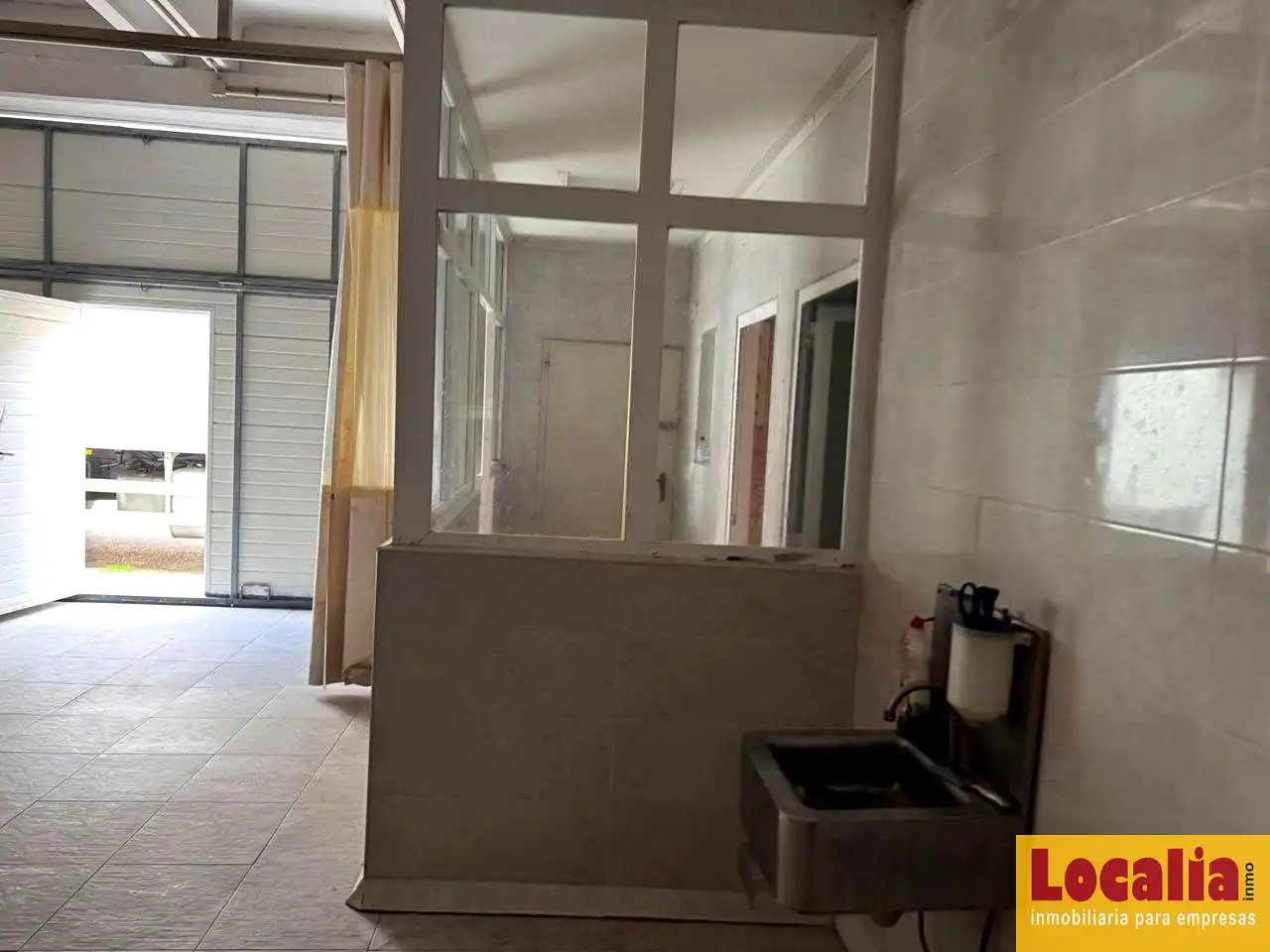 Nave industrial de alquiler en Santoña