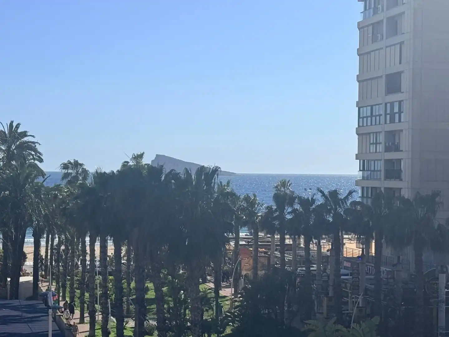 Piso con piscina en venta en Avenida de Mediterraneo, imagen 2