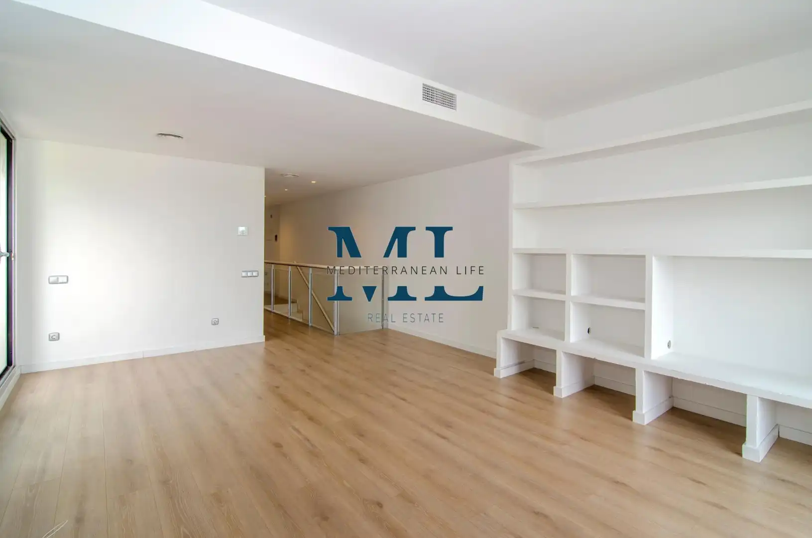 Sala de estar de Dúplex en venta en Sant Pere de Ribes con Calefacción, Jardín privado y Piscina