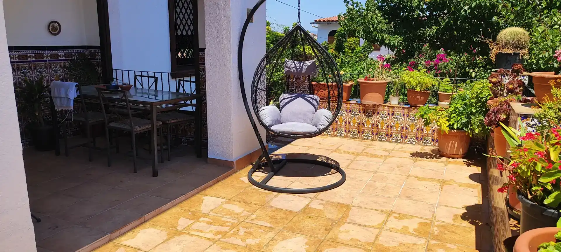Terraza de Casa o chalet en venta en Sant Boi de Llobregat con Aire acondicionado, Jardín privado y Parquet