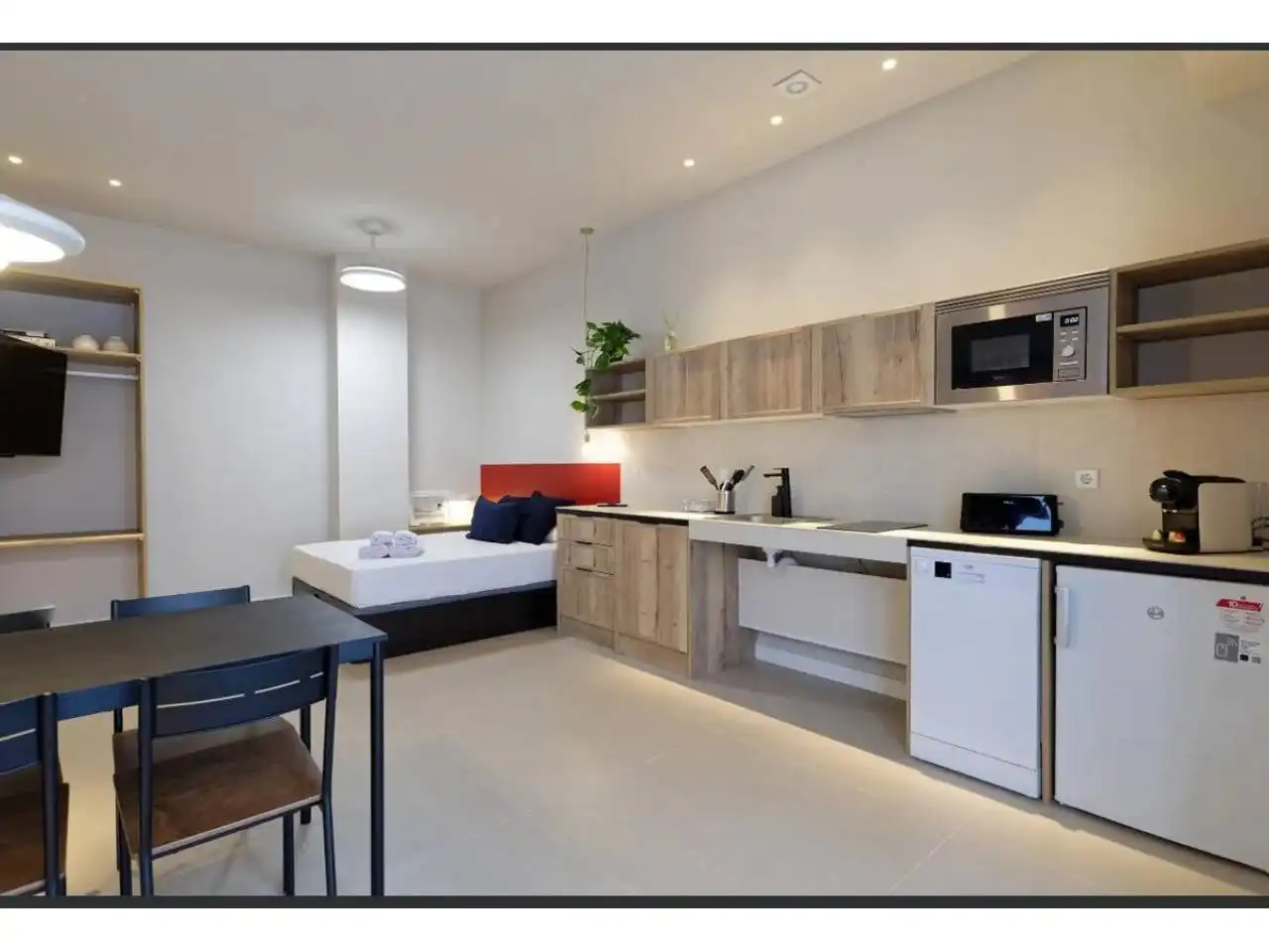 Schlafzimmer von Wohnung zum Verkauf in L'Hospitalet de Llobregat mit Klimaanlage, Heizung und Parkett