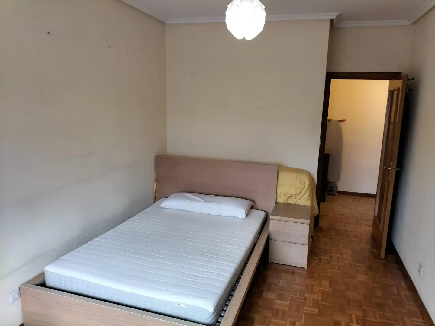 Dormitori de Pis en venda en Campo de la Juventud