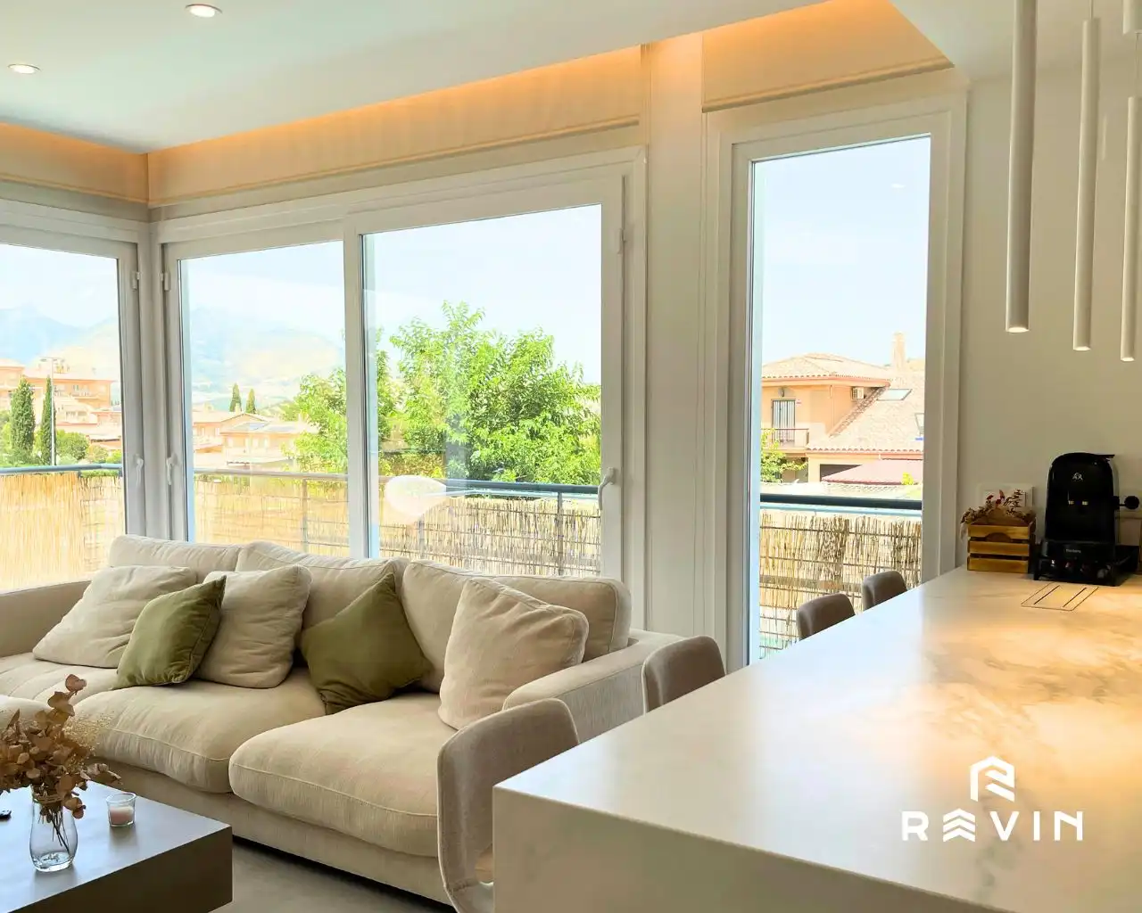 Sala de estar de Casa o chalet en venta en La Guardia de Jaén con Aire acondicionado, Calefacción y Jardín privado