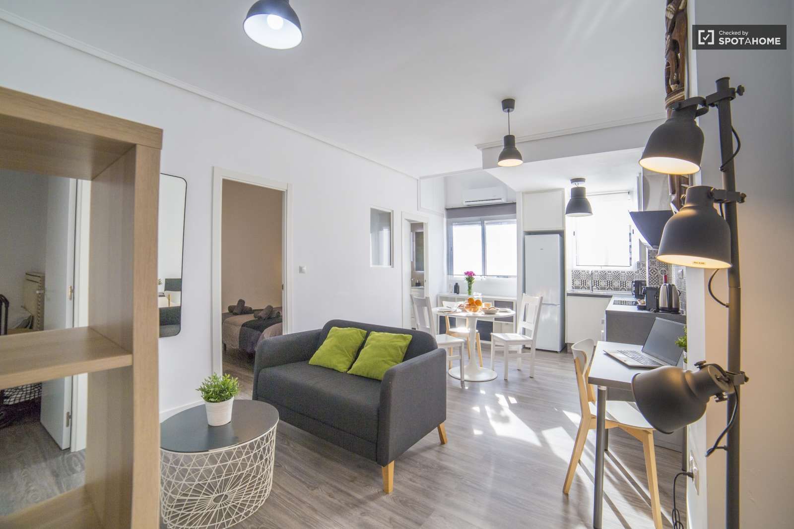 Apartment to share in Russafa