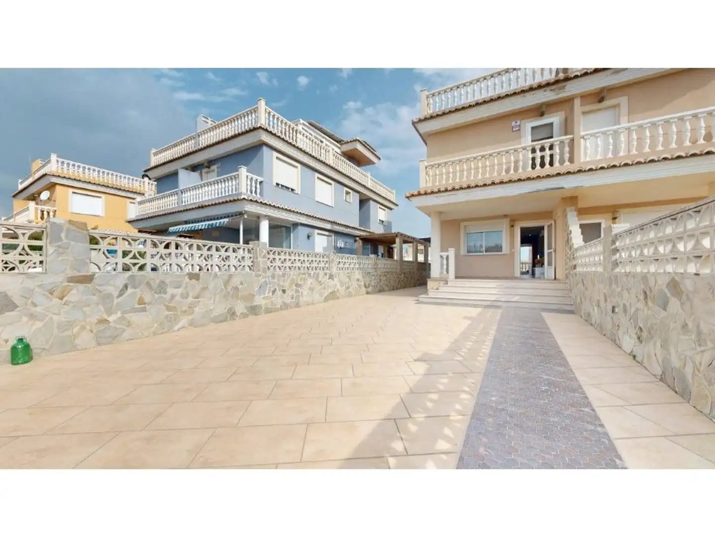 Vista exterior de Casa o chalet en venta en Cullera con Aire acondicionado, Terraza y Trastero