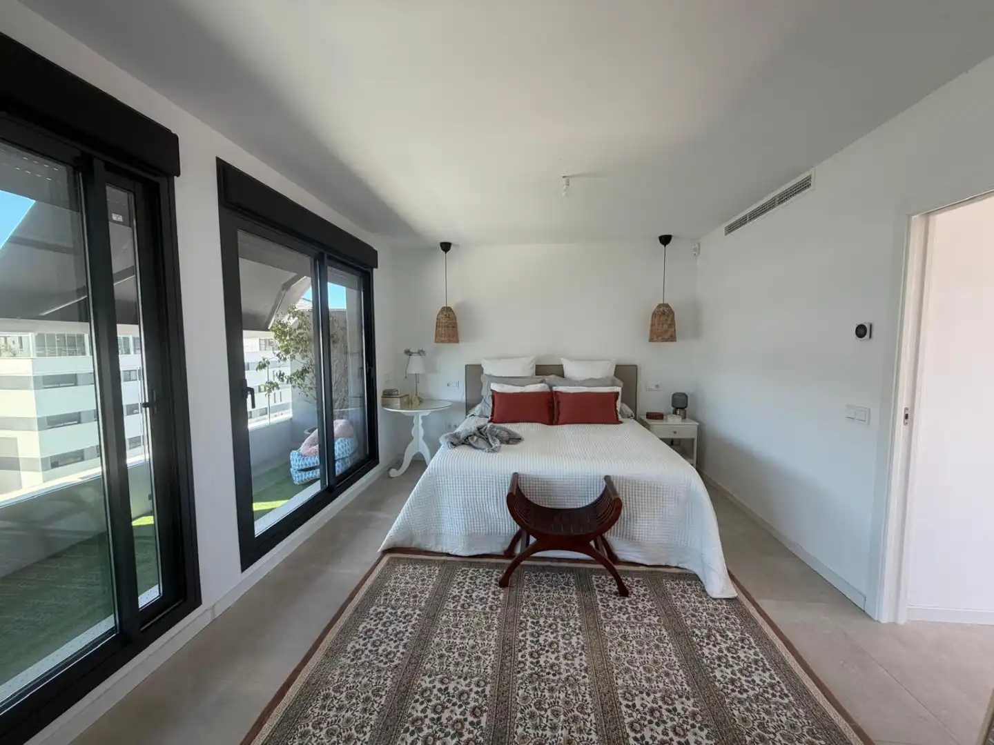 Schlafzimmer von Dachboden zum Verkauf in Torremolinos mit Klimaanlage, Heizung und Terrasse