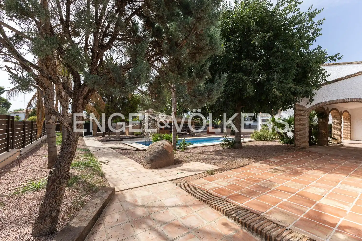 Vista exterior de Casa o chalet de alquiler en Paterna con Aire acondicionado, Calefacción y Jardín privado