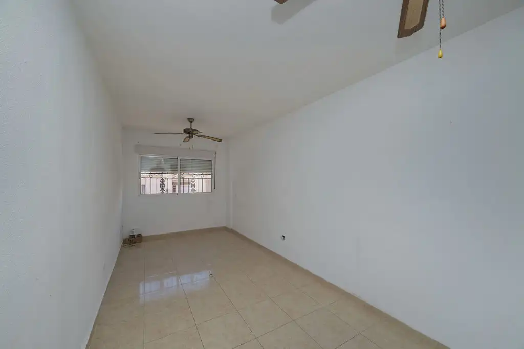 Schlafzimmer von Erdgeschoss zum Verkauf in Torrevieja