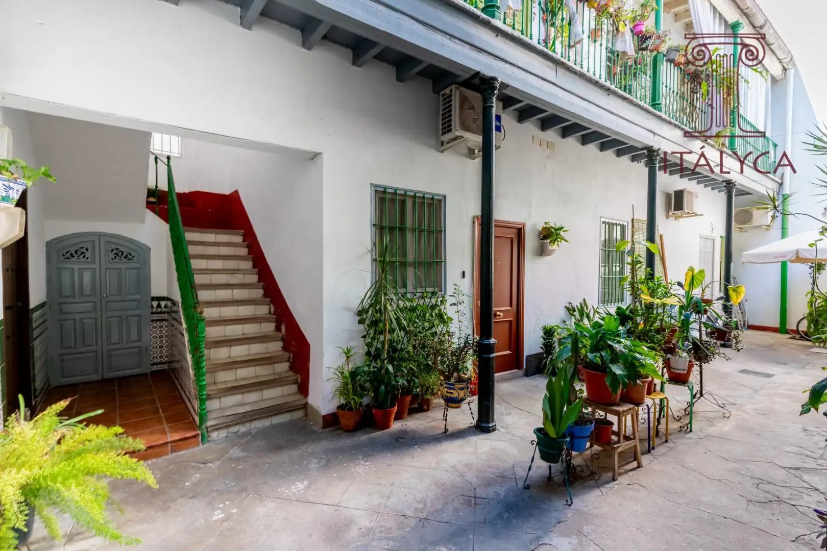 Terraza de Piso en venta en Sevilla con Aire acondicionado