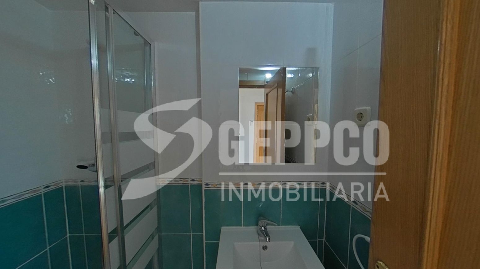 Bany de Pis en venda en  Madrid Capital