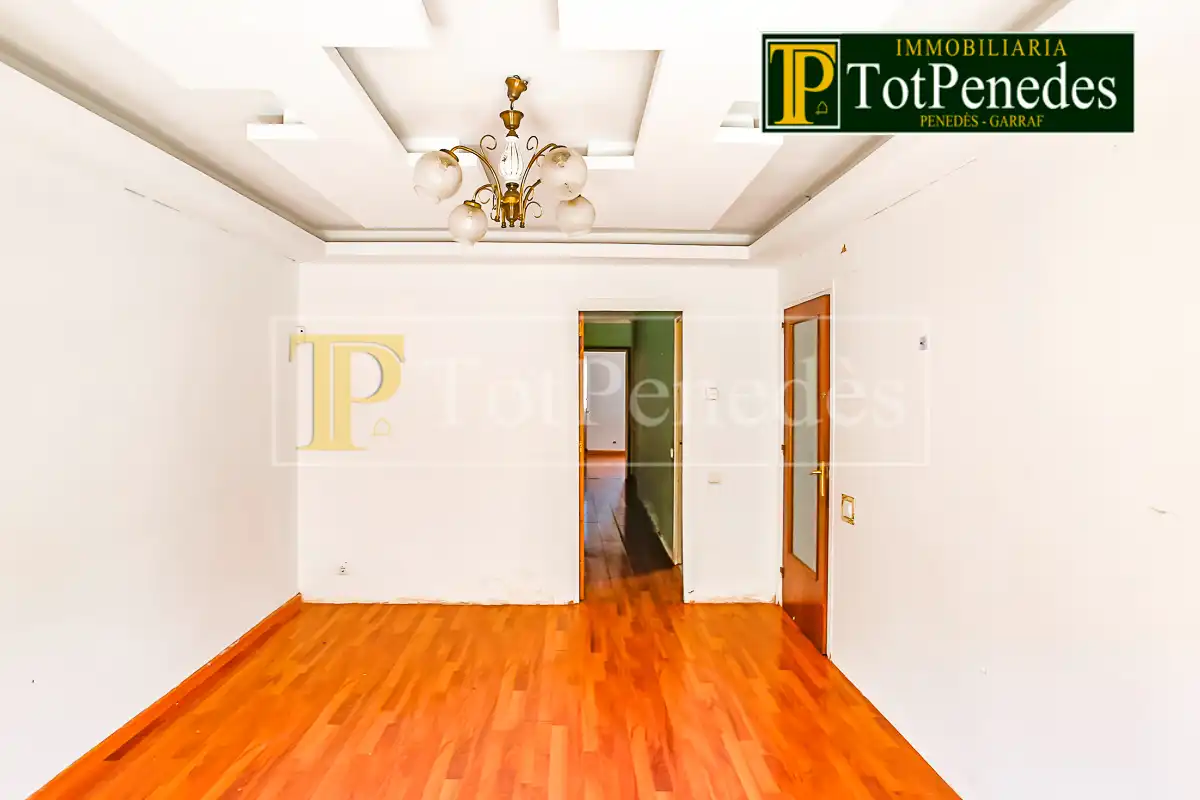 Piso en venta en Sant Pere de Ribes con Balcón