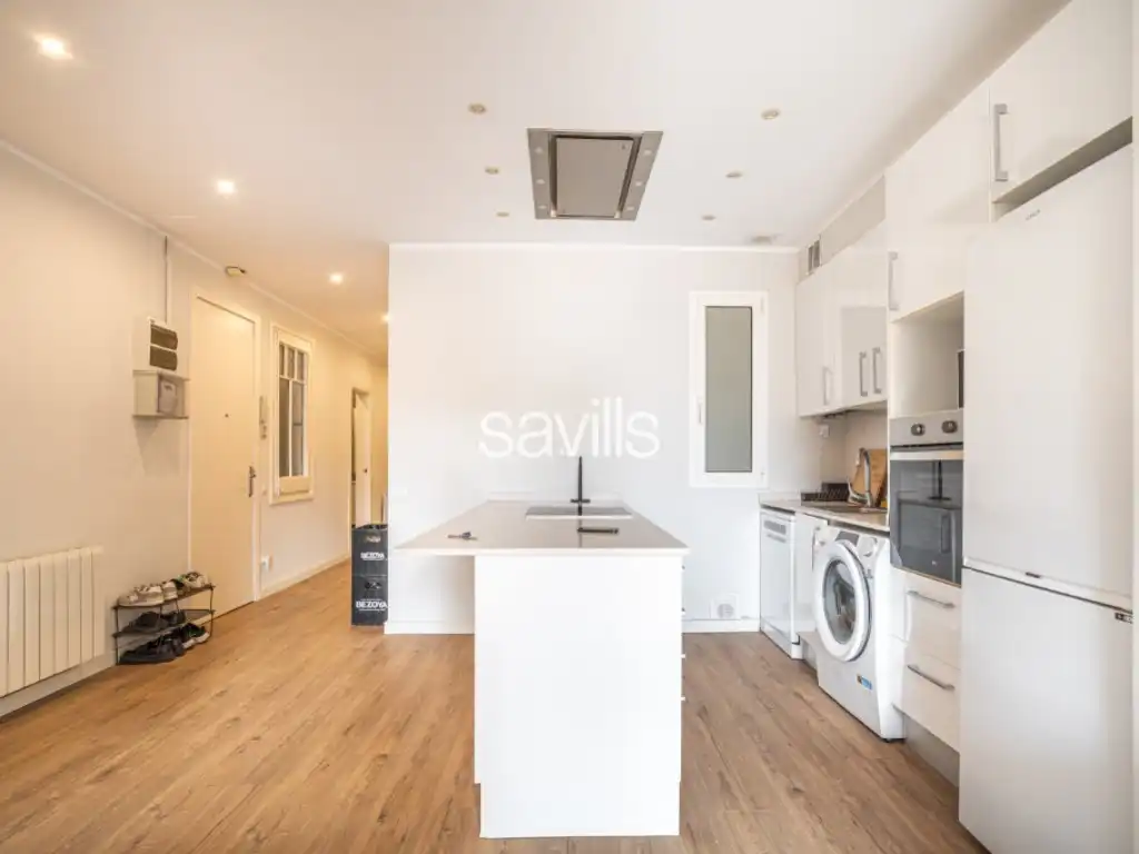 Cocina de Apartamento en venta en Barcelona