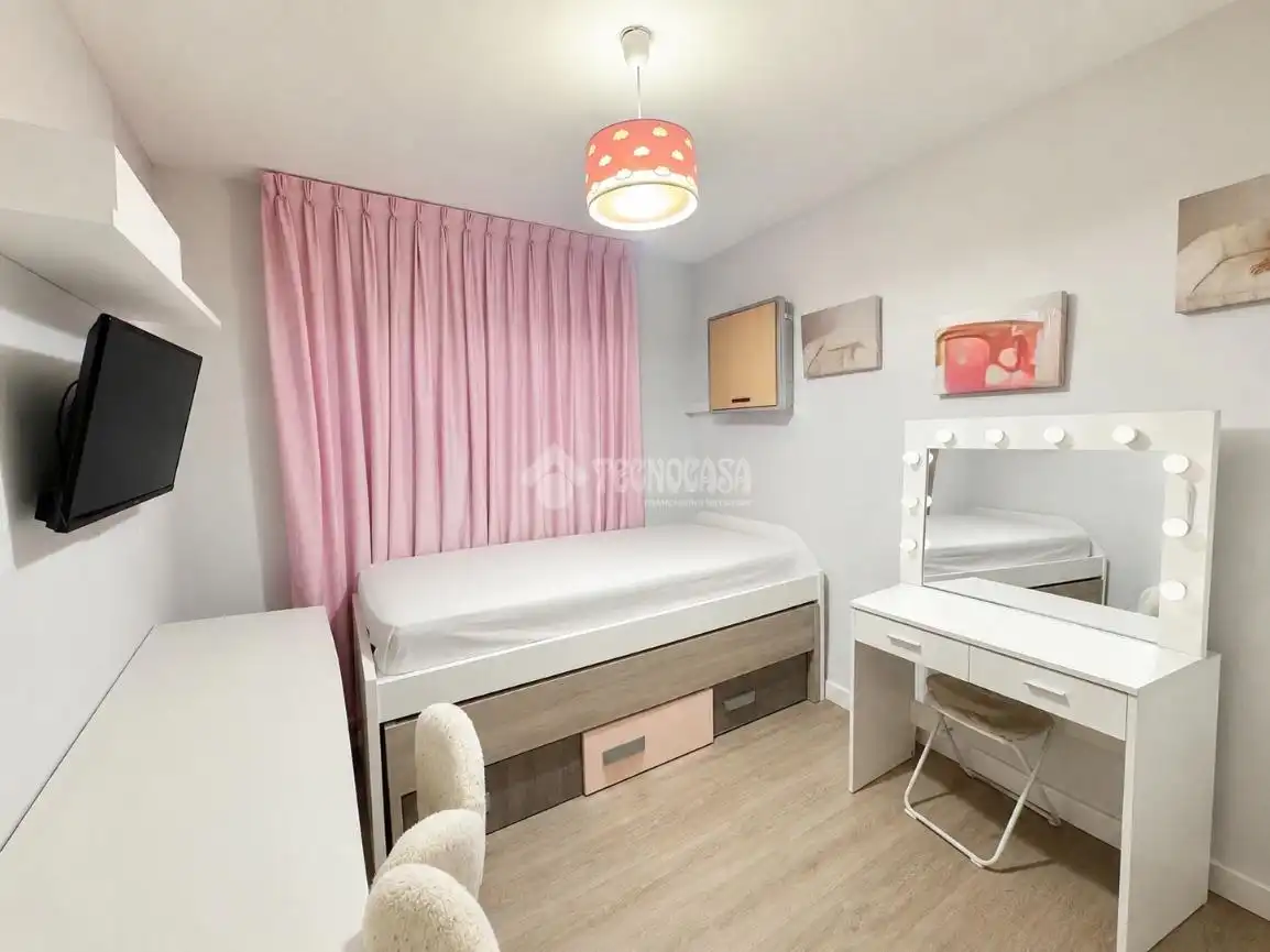 Habitación de Piso en venta en Boadilla del Monte con Amueblado