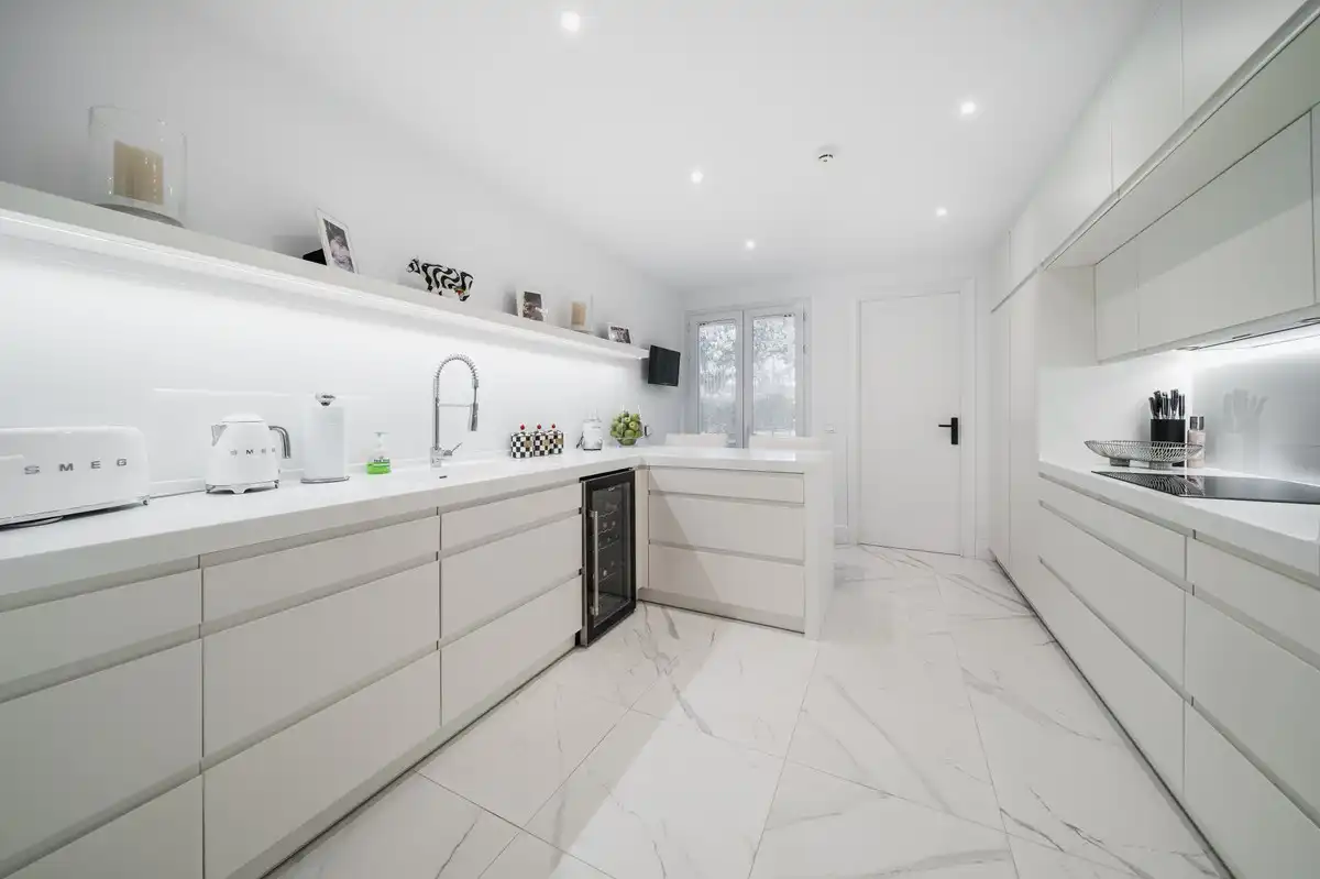 Apartament amb piscina en venda a Nueva Andalucía, imagen 8