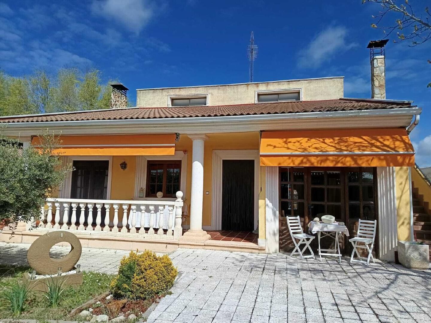 Exterior view of House or chalet for sale in La Pedraja de Portillo 
