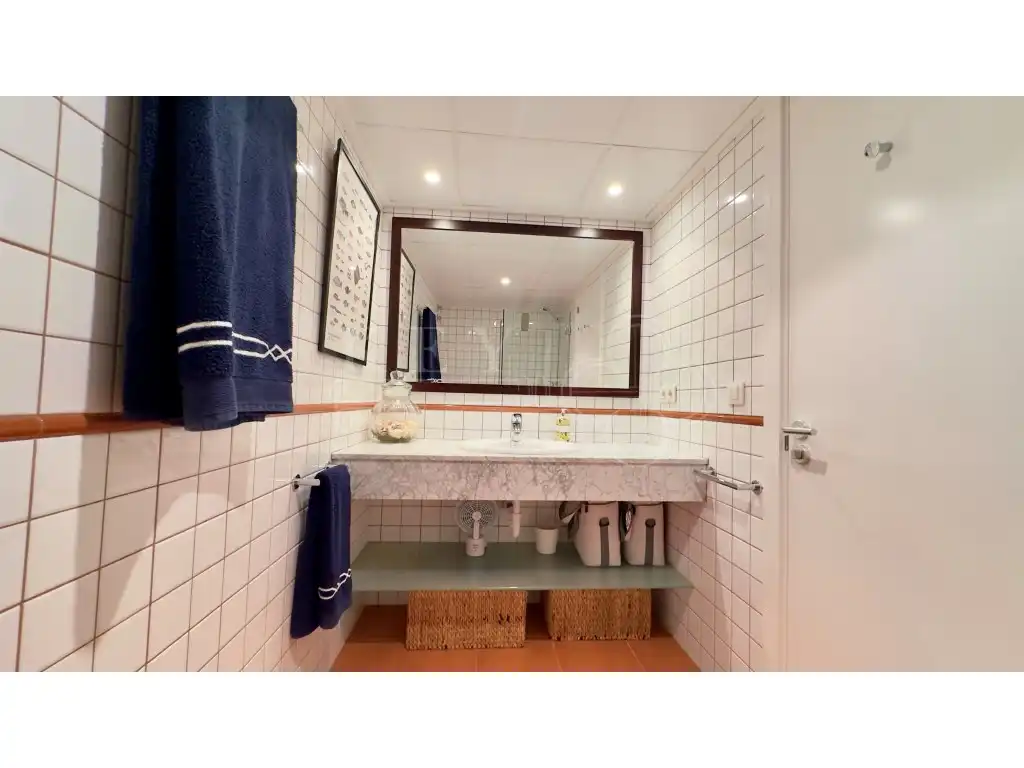 Baño de Apartamento en venta en Ciutadella de Menorca con Aire acondicionado, Calefacción y Jardín privado