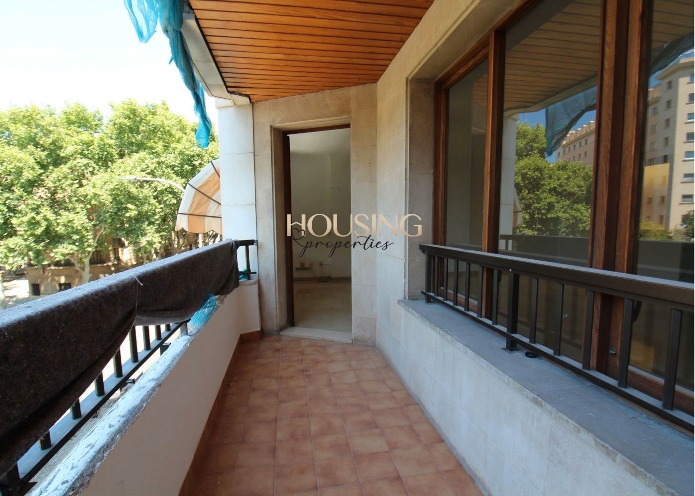 Exterior view of Flat to rent in  Palma de Mallorca  with Air Conditioner and Terrace