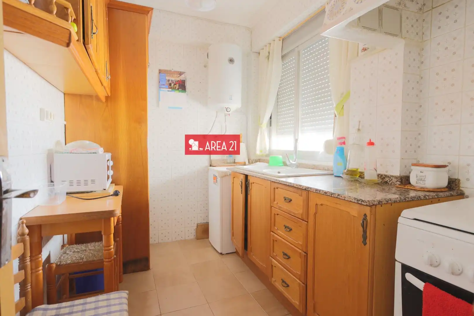 Cocina de Piso en venta en La Pobla de Vallbona con Balcón