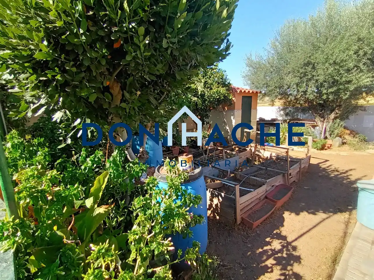 Jardí de Casa o xalet en venda en Mérida amb Aire condicionat, Jardí privat i Terrassa