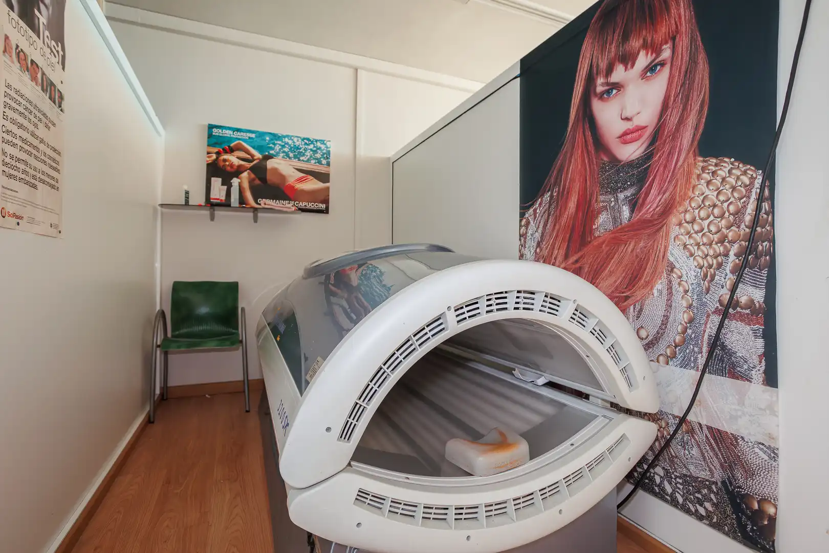 Schlafzimmer von Geschaftsraum zum Verkauf in Boqueixón mit Möbliert