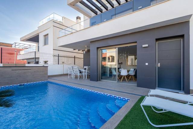 Casa-chalet en Venta en Los Almendros