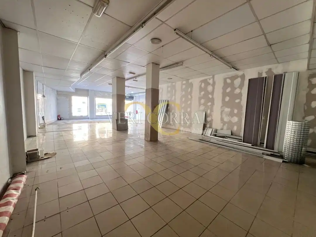 Business premises to rent in Calle Román Romano, imagen 7