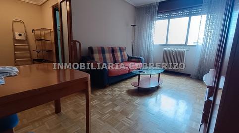 Photo 3 of Apartment to rent in Avenida de la Paz, San Millán - Ayuntamiento, La Rioja