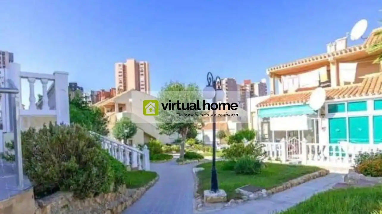 Exterior view of Houses for sale in Benidorm  with Air Conditioner and Community pool