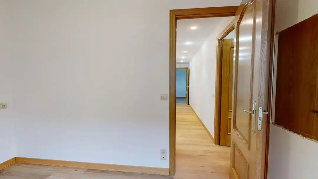 Wohnung zur Miete in Majadahonda mit Klimaanlage, Heizung und Privatgarten