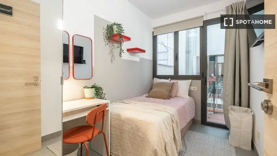Bedroom of Flat for rent in Barcelona  with Air Conditioner, Heating and Furnished
