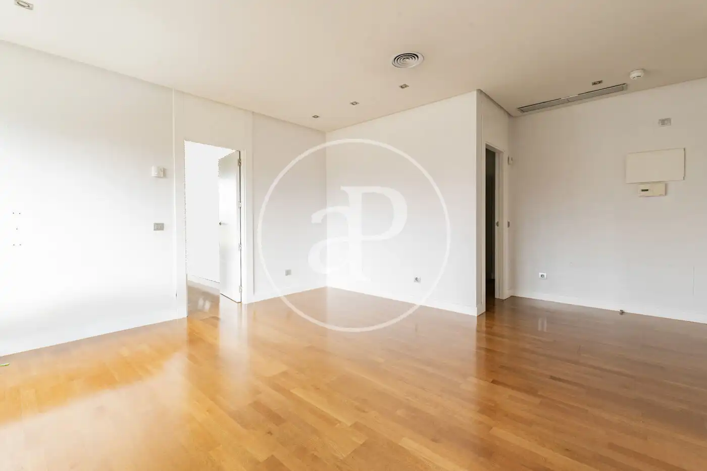 Wohnzimmer von Wohnung zur Miete in Madrid mit Klimaanlage, Heizung und Abstellraum