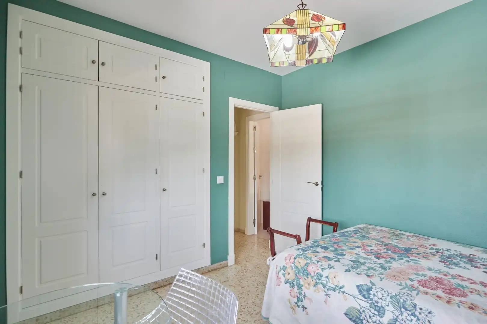 Dormitori de Casa o xalet en venda en El Puerto de Santa María amb Jardí privat i Piscina comunitària