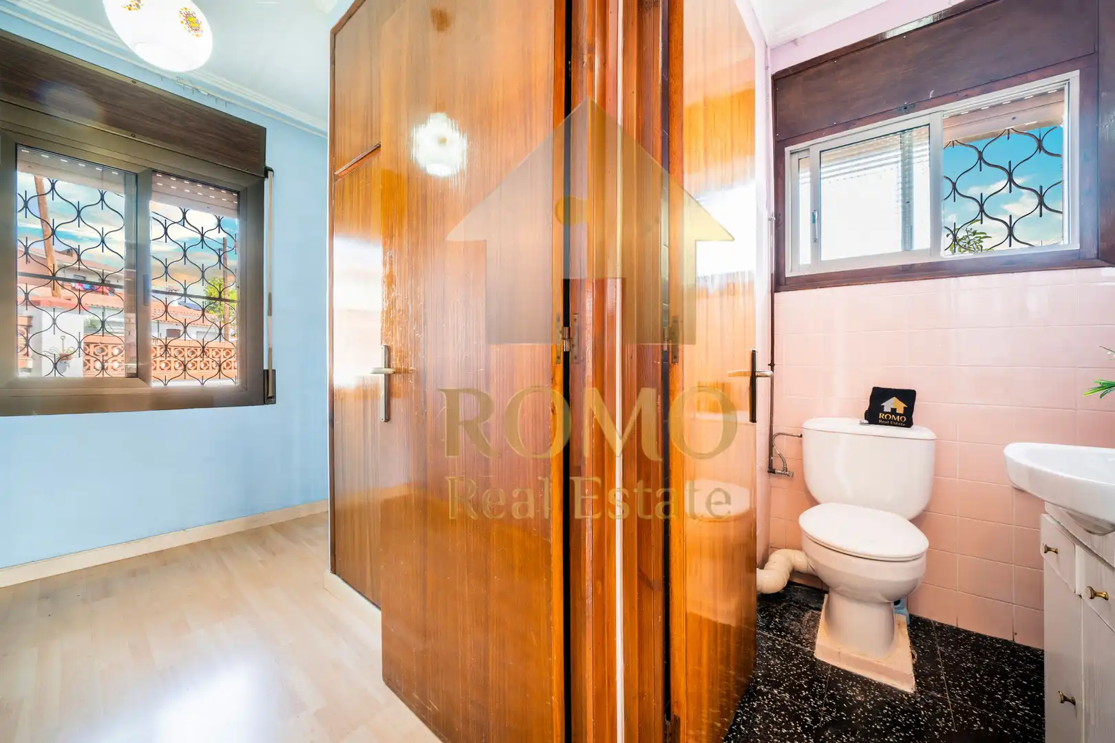 Habitación de Casa o chalet en venta en Santa Perpètua de Mogoda con Aire acondicionado, Calefacción y Jardín privado